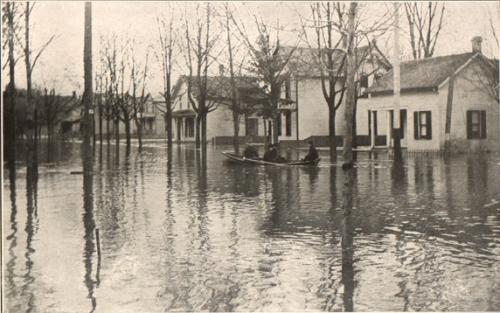 1904 - Broadway Corner Eigth Looking South